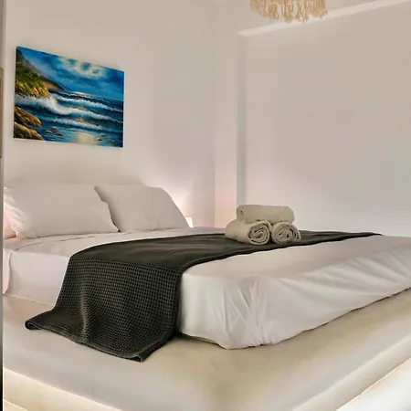 Serenite Santorini Getaway Offering 2 Bedrooms And Stunning Sea Views Apartment Kamari (Santorini)