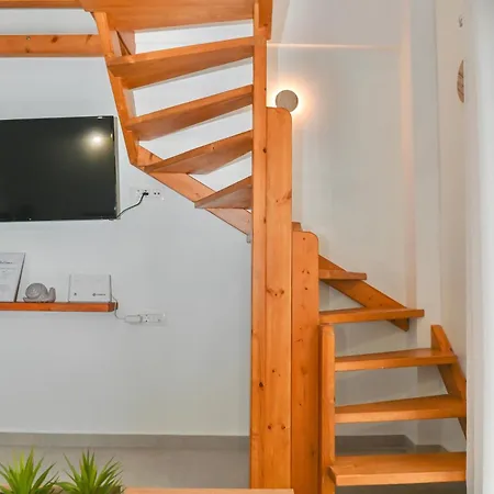 Apartment Serenite Santorini Getaway Offering 2 Bedrooms And Stunning Sea Views Kamari (Santorini)