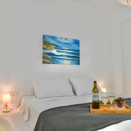 Apartment Serenite Santorini Getaway Offering 2 Bedrooms And Stunning Sea Views